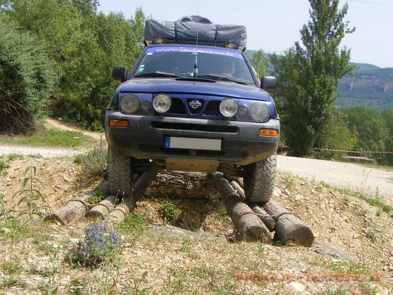 montalieu vercieu nissan terrano mistral ford maverick